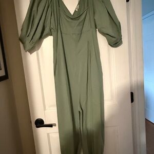Green Jumpsuit with Puff Sleeves